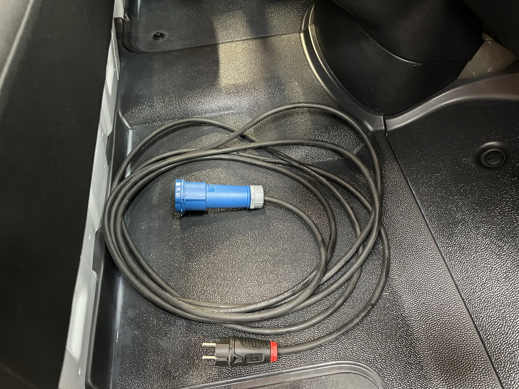 car_26665_17.a5b89ba75294db1