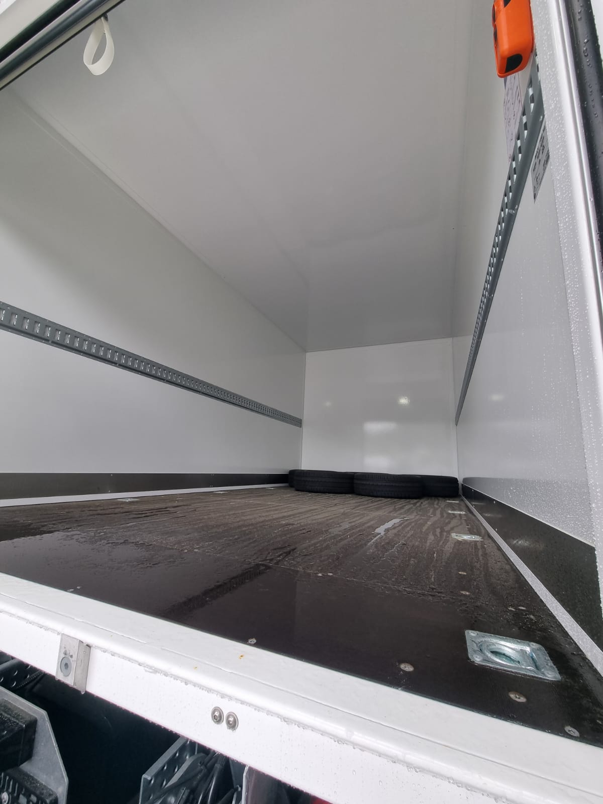 656de747-a4d8-4581-b542-c831897581fc